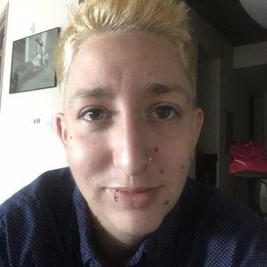 Meet your Posher, Levi